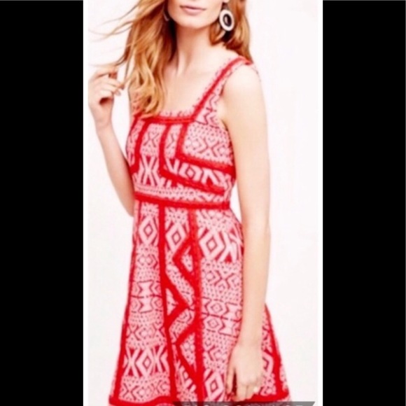 Anthropologie Mauve Emma Red And White Geometric Print Mini - Picture 1 of 9